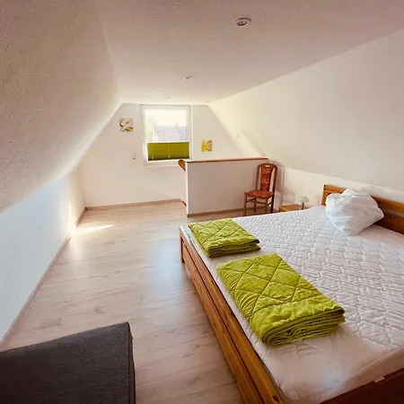 Am Haussee Apartment *